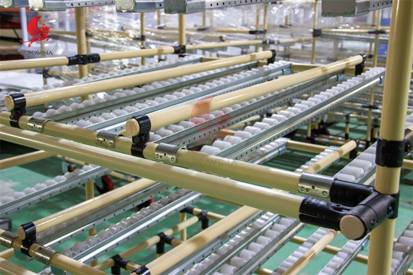 Doanh Nghiệp Nên Lựa Chọn Xe Đẩy Hàng Ống Thép Bọc Nhựa Sukavina?